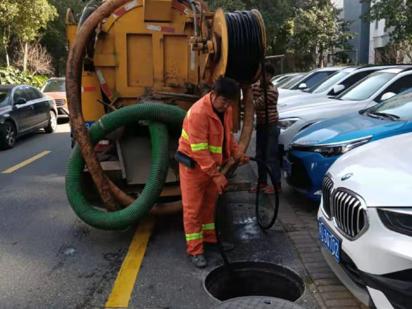 札达排污管道清淤